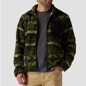 New with tags men’s small Stoic high pile fleece jacket